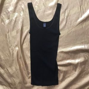 Like NEW! Banana Republic Black Camisole